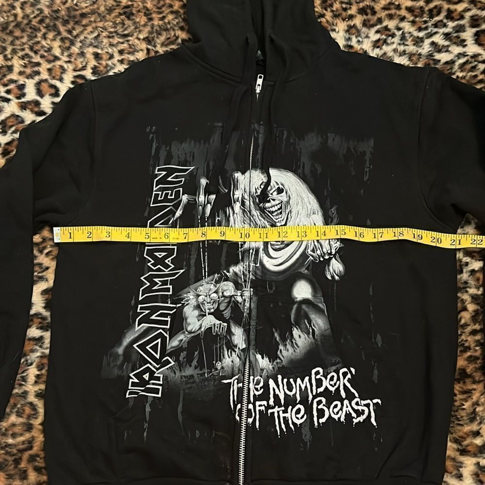 Iron Maiden Band Music Black Graphic Zipper Closure Sweatshirt Concert Festival - Picture 5 of 9